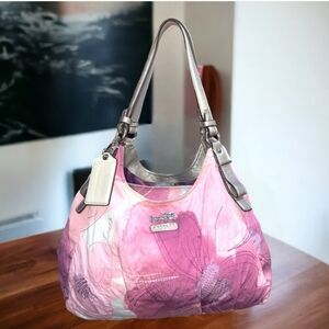 COPY - Limited Coach Madison Maggie Floral Hobo Bag in VERY EUC